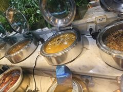 -金滏山·烤肉海鲜火锅自助(襄阳万达店)