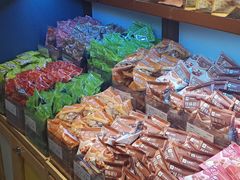 零售区-良品铺子(财富又一城店)