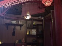 -暴风岛沉浸式体验馆(百联世纪店)