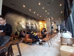 大堂-星巴克臻选(惠州华贸天地1楼店)