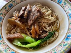 -金杨拉面王小吃面馆·牛三宝面·红烧牛肉粉
