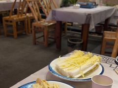 -霄汉牛三鲜湖北砂锅菜(万松园2店)