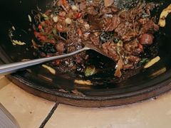 -万里闯关东铁锅炖菜馆(高新旗舰店)