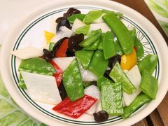 五彩时蔬-云海肴汽锅鸡·云南小炒(曲江大悦城店)