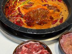 -卤校长老火锅(杨家坪直营店)