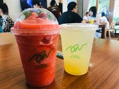 -Chom Cafe and Restaurant