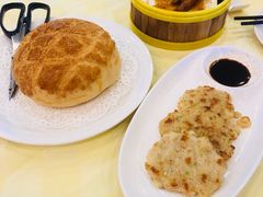 超级菠萝包-东湖国际大酒店叠石酒楼