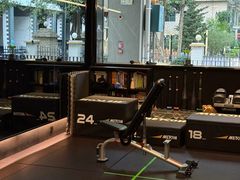 -TOP健身私教工作室(侨香店)
