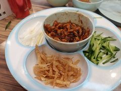 -合合春饼·酱骨·东北菜(潘家园店)