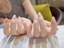 -桃色美甲沙龙