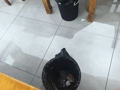 -谢老五跷脚牛肉·非遗传承店