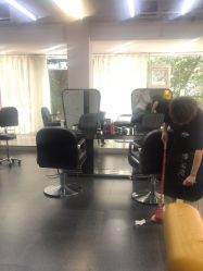 -诗悦发型SALON·圣罗兰店