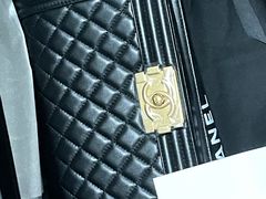 -CHANEL(恒隆广场店)