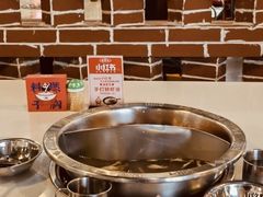 -憨铁匠老火锅(龙岗万科里店)