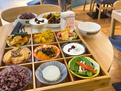 -轻蔬不用等·素食(江苏路店)