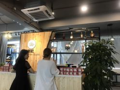 -菲林婚纱摄影工作室