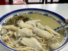 -明呈黄鱼面馆(斜土路店)