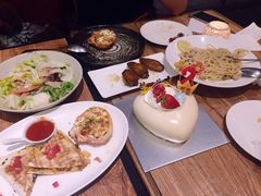 -玛格萝妮(汇智国际商业中心店)