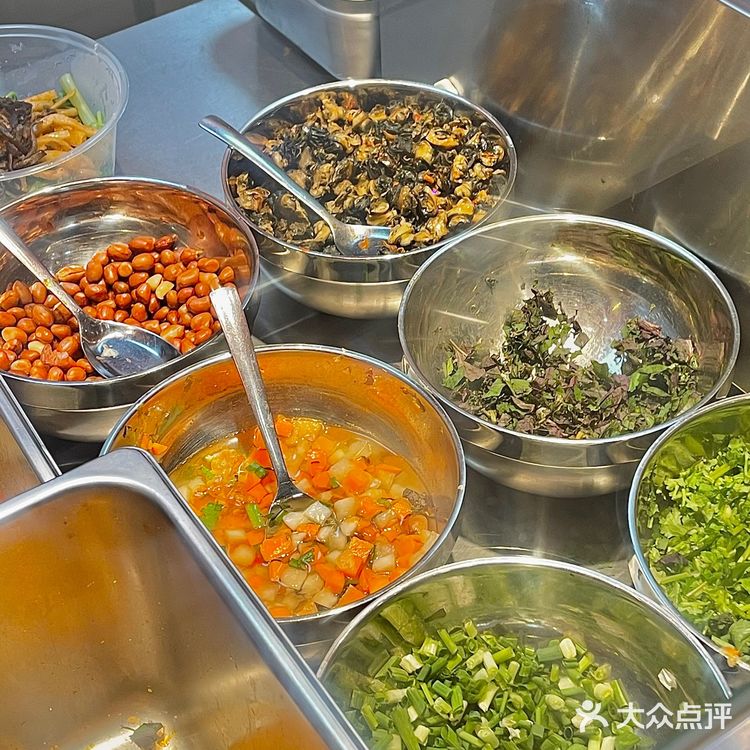 被这道猪手鸭脚煲给征服了!