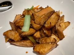 -青雅中餐厅(大连金石滩绿发希尔顿度假酒店)