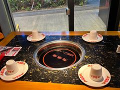 -憨孃孃·重庆老火锅(红山黑金店)