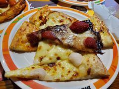 草莓巧克力比萨-比格比萨自助(花园路店)