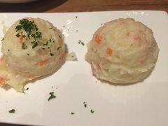 -玛格萝妮(汇智国际商业中心店)