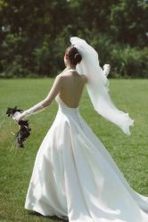 点击看大图 -GODDESS WHITE婚纱礼服(鹏城动力大厦店)