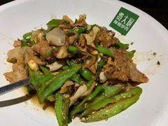 -费大厨辣椒炒肉(万家丽一店)