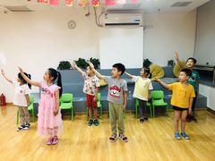 -蓝话筒·少儿成人演讲口才·主持朗诵·戏剧表演(大华第一坊店)
