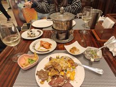 -广州万富希尔顿酒店·感趣自助餐厅·金秋蟹宴生蚝海鲜刺身