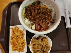 -水平有限螺蛳粉(宏达大厦店)