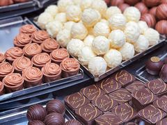 -Laderach 莱德拉(上海环贸iapm店)