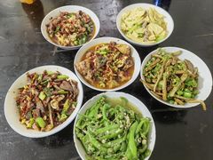 -五谷芳乳鸽王(海景店)