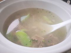 -七的湖·晚芳亭·阳澄湖农家菜·大闸蟹(莲花岛店)