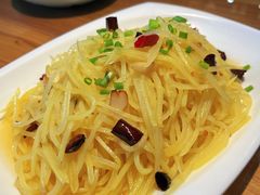 -严记小天府酸菜鱼(西四路店)