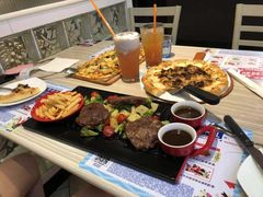 -必胜客(绿地新都会店)