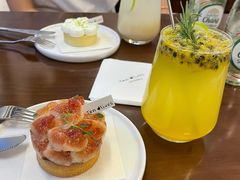 百香果气泡水-Ten Olives甜点
