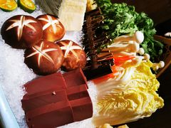 蔬菜拼盘-余欢领鲜火锅(新街口店)