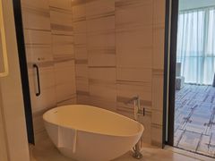 -大连星海皇冠假日酒店