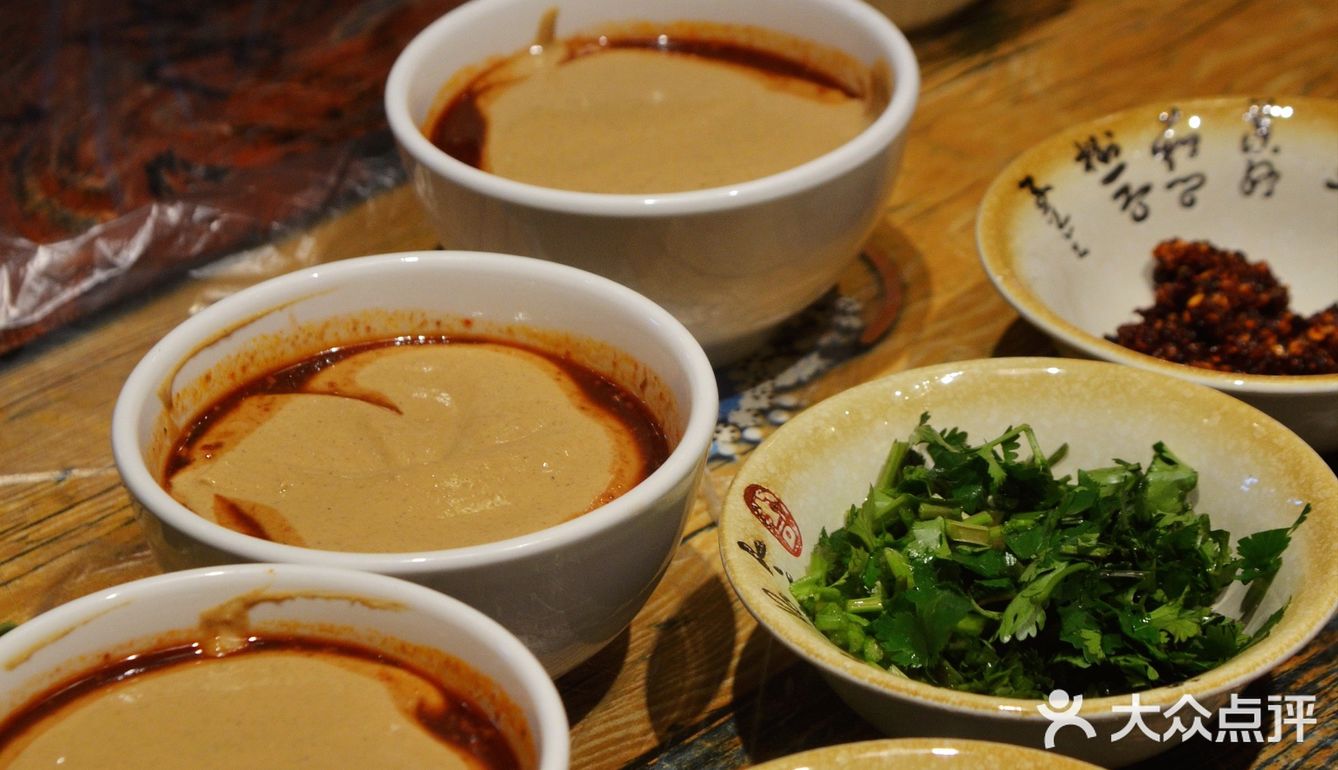 冬天一定要来吃老北京铜锅涮羊肉啊