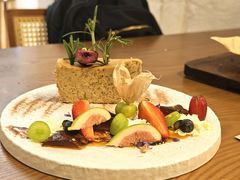 -Mark&Mars Restaurant