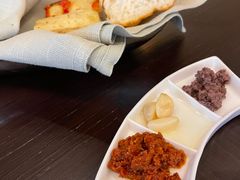 -卡佩罗意大利餐厅及酒吧Al Cappello Trattoria