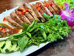 -Chom Cafe and Restaurant