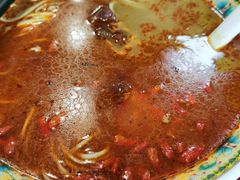 -金杨拉面王小吃面馆·牛三宝面·红烧牛肉粉