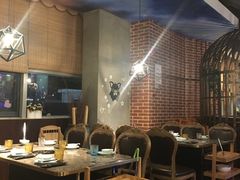 -三人行骨头王火锅(长寿店)