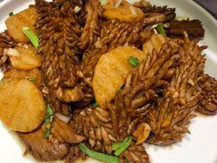 爆炒腰花-闫府私房菜·百年鲁菜(恒隆店)