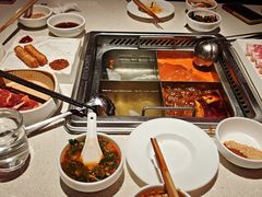 -海底捞火锅(中商百货夜宵主题店)