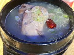 -长寿参鸡汤(朝韩风情街店)
