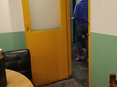 -超越炭火牛蛙火锅鸡(河东店)